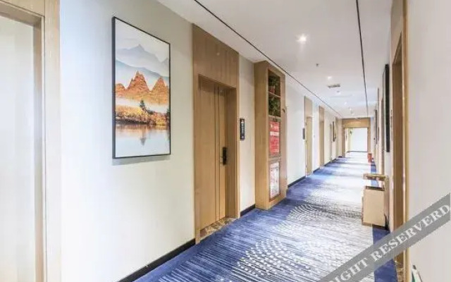 Yuhao Holiday Hotel