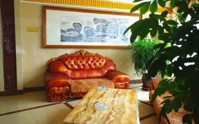 Donggang Yuyun Hotel