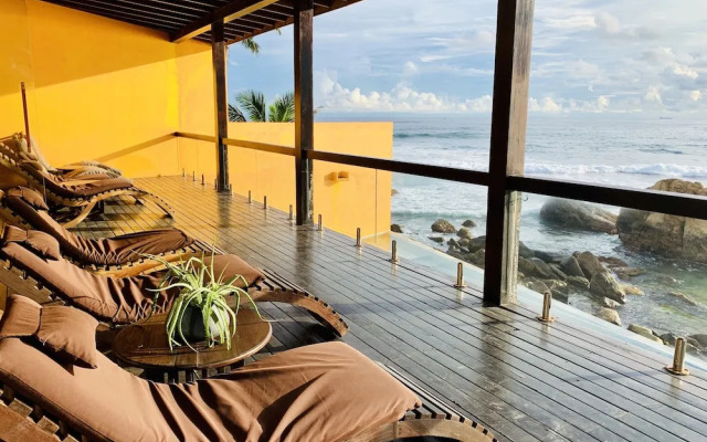 Thambilli Beach Front Villa