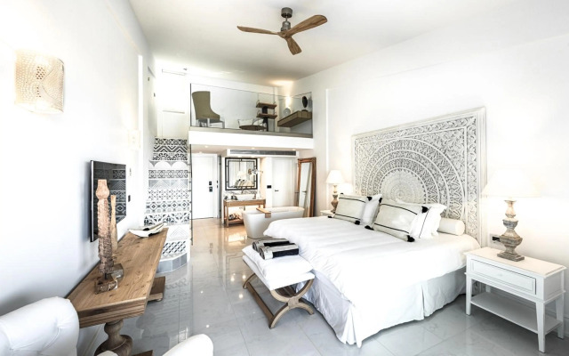 Abaton Island Resort & Spa