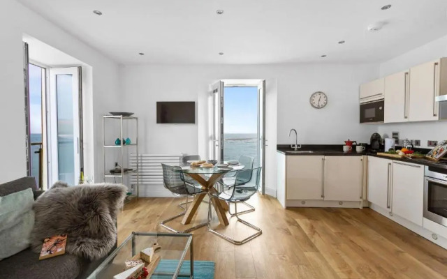 14 At The Beach, Torcross