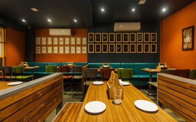 OYO 13857 Hotel Imperial