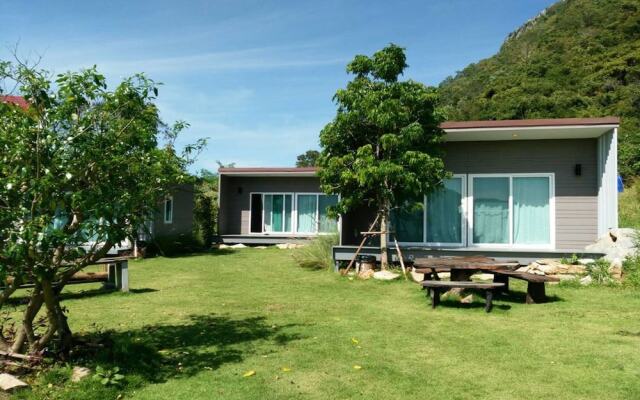 Rabbit Hill Cafe and Resort @ Khao Yai