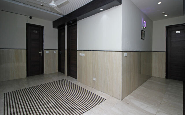 Hotel Le Grand By FabHotels