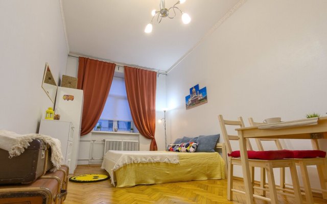 Apartment on Kamennoostrovskiy p17