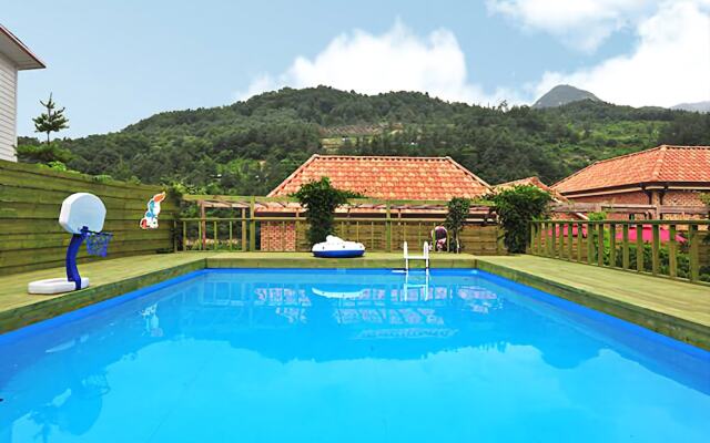 Gapyeong Hyu House Pension