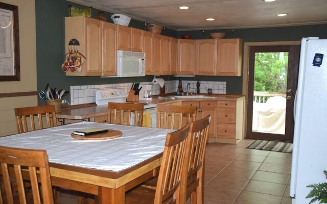 Pelican House by RedAwning