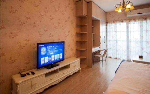 Chongqing Langqingju Apartment