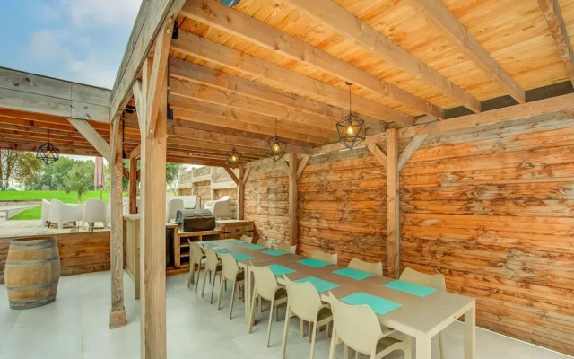 Lush Holiday Home in Vlaanderen With Private Pool