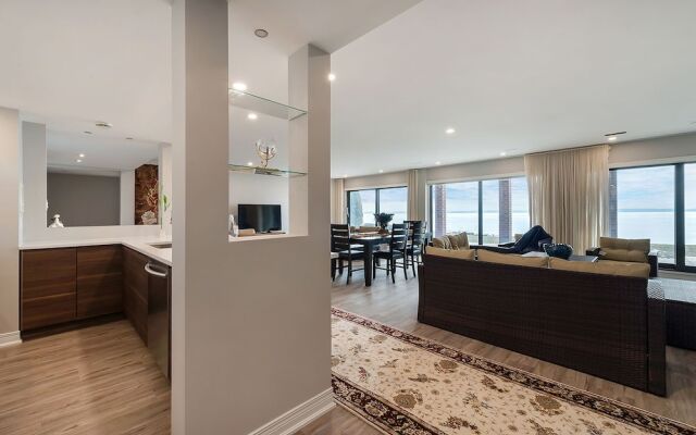 Modern Luxury Furnished, Surrounding St-Lawrence River View, Tranquil