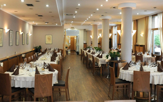 Hotel Piramida