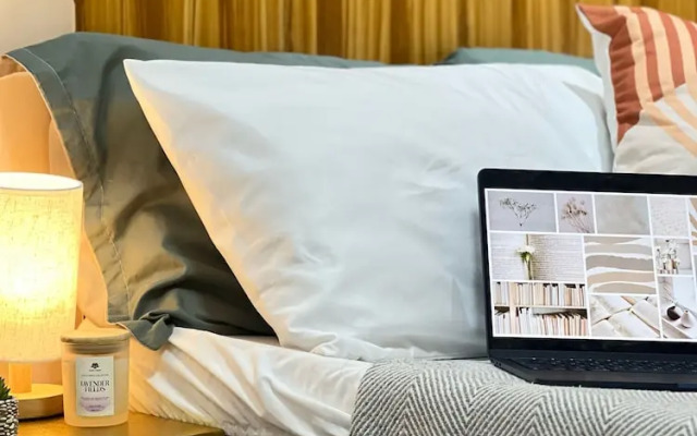 Lodging House by Ricco's