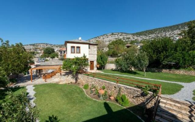 Harmony Deluxe Villas