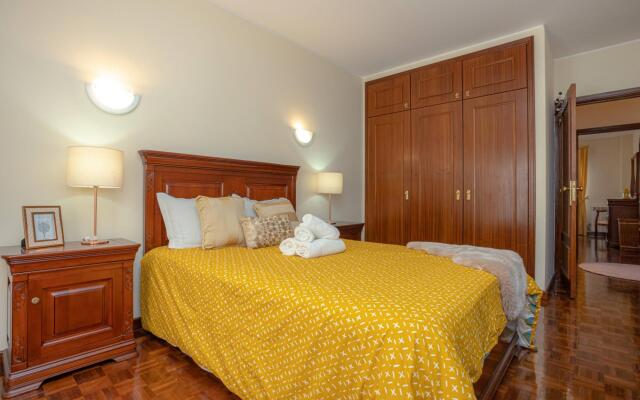 Balcony Touristic Center Apartment