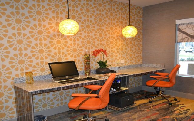 Holiday Inn Express Covington-Madisonville by IHG