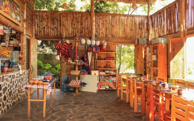 Eco Hotel MayAchik
