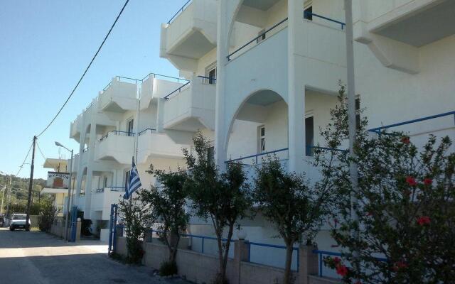 Pyrgos Hotel Apartments