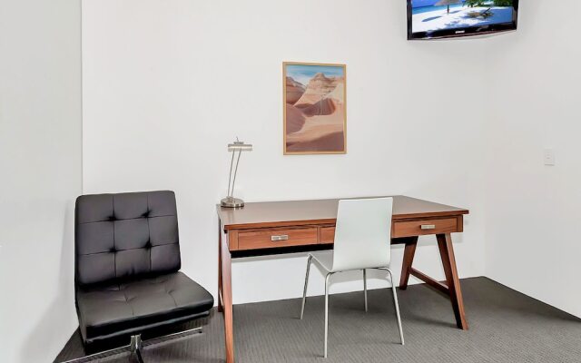 Luxury Apartment In Heart Of Cairns 222