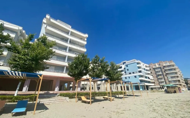 Oasis Beach Residence