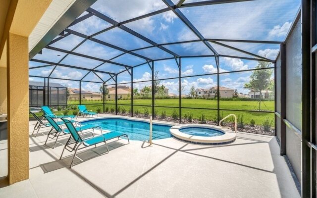 7535oakmoss 7 Bedroom Villa by RedAwning