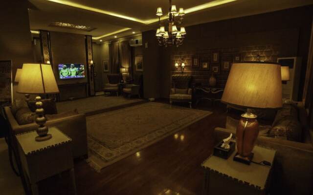 Shelton's Rezidor Peshawer