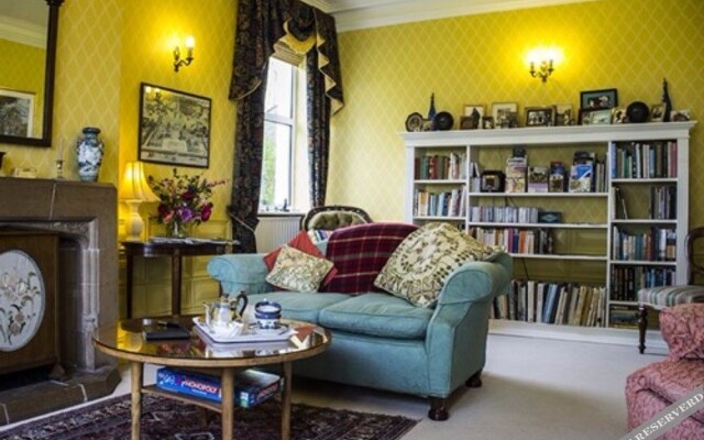 Dowfold House Bed & Breakfast