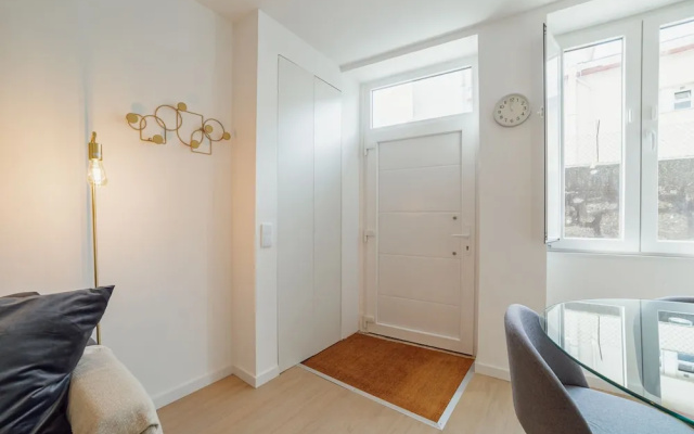 Lapa Stylish Apartment A by Vacationy