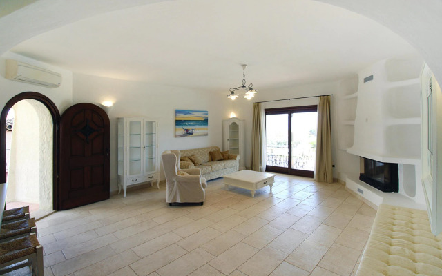 Holiday home with sea view, Cannigione