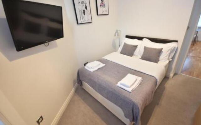 2 Soho Apartments (1st floor)