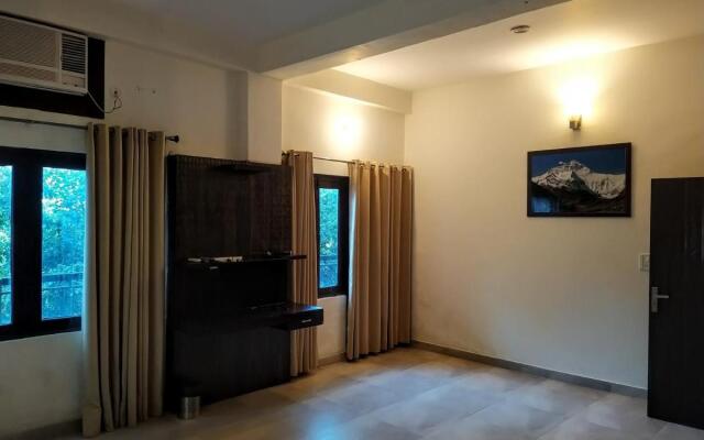 Hotel Holiday Highlight By DVM INDIA