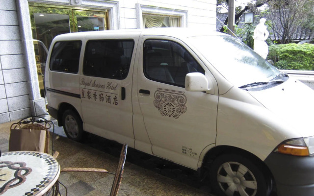 Grand Pleasure Spring Hotel