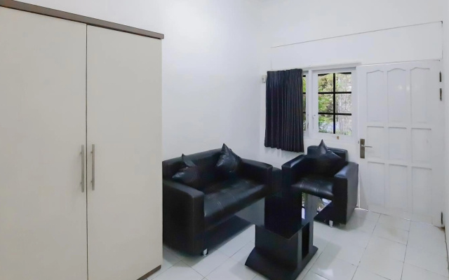 RedDoorz near Universitas Palangkaraya – Guest Rooms – Palangkaraya