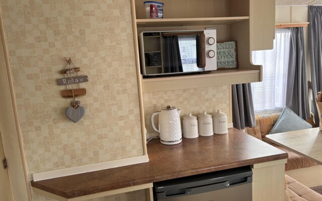 Lovely 2 Bedroom Static Caravan Brean, Somerset