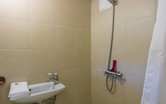 Heritage Castle in Chaleix with shared pool