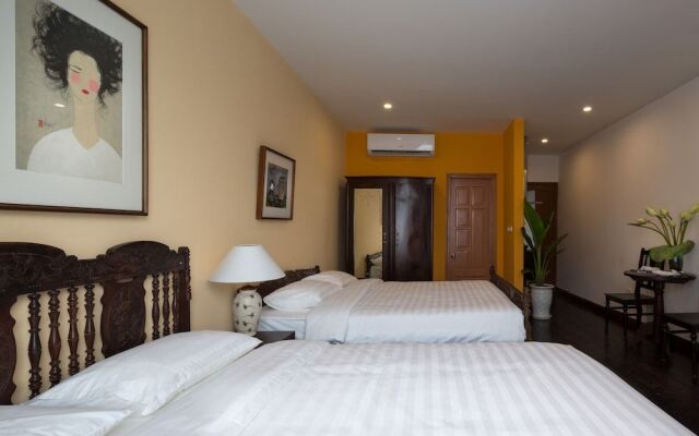 Centraltique Homestay