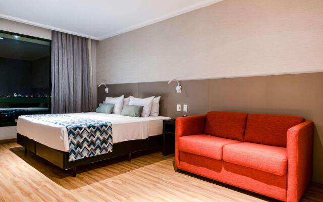 Comfort Suites Vitoria