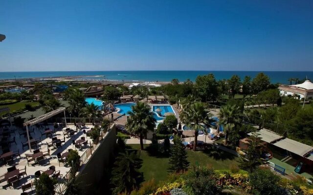 Adalya Resort & SPA Hotel - Adults Only +18