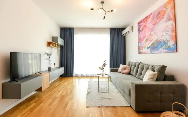 MAISON PASTEL. Romexpo 2-Bedroom Free Parking