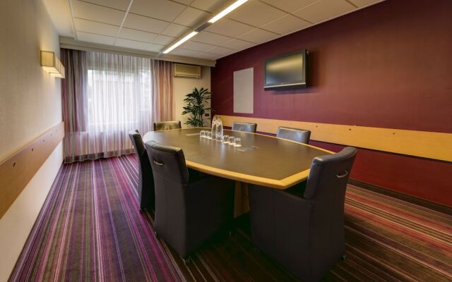 Отель Fletcher Hotel-Restaurant 's-Hertogenbosch