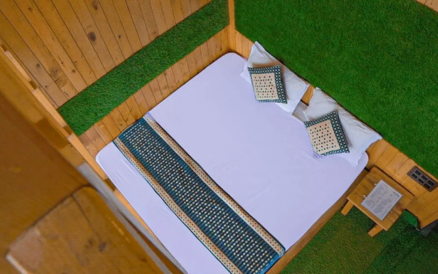 WOW Treehouse & Cottages