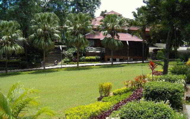 Sai Yok Country Resort & Spa