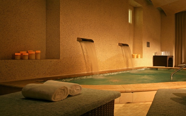 Sandpearl Resort