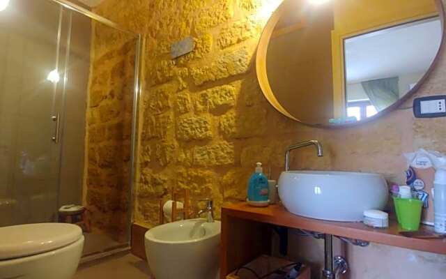 Aljama - Downtown B&B
