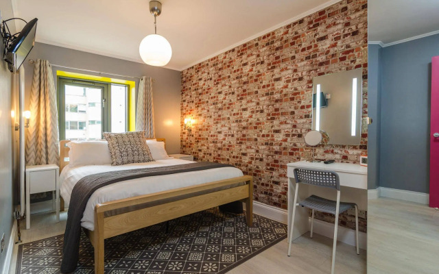 Citygate Apartment