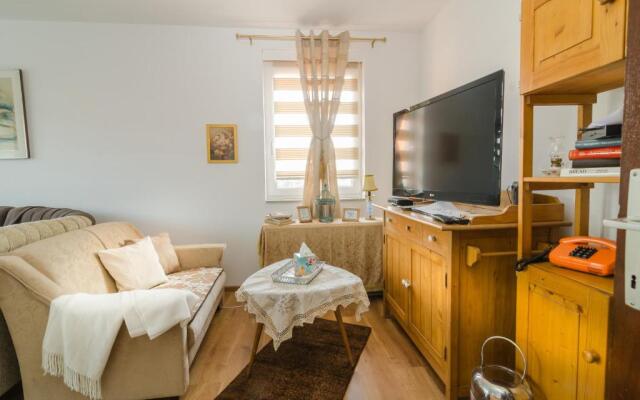 Apartment 10 Visoko