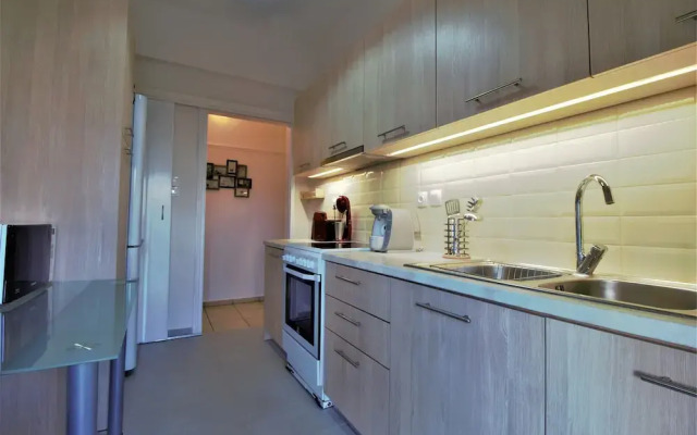 Gazi apartment with Acropolis views