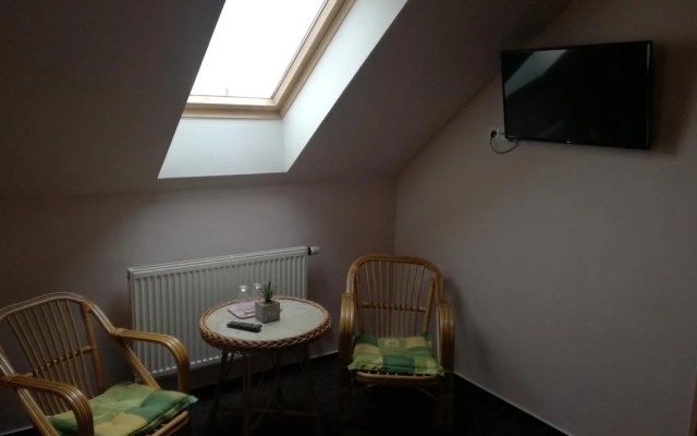 Restaurace - penzion Bavorský dvůr