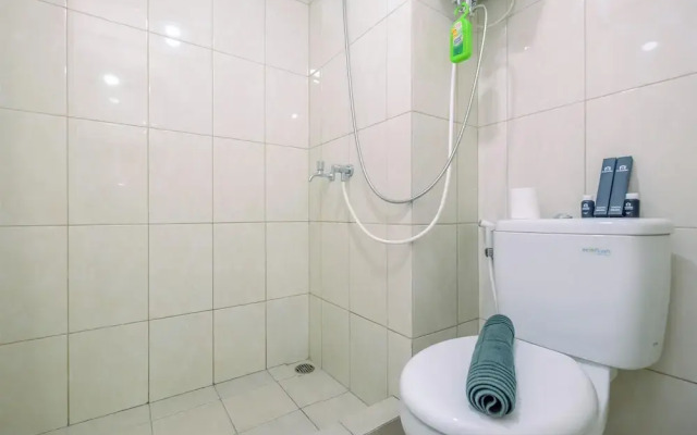 Elegant and Nice Studio at Springlake Sumarecon Apartment