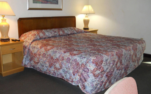 The Cactus Cove Inn and Suites