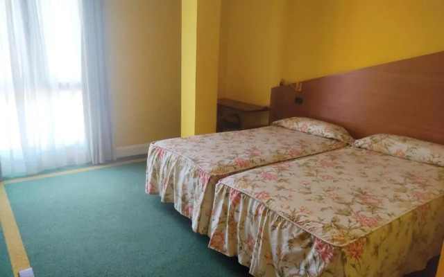 Hotel Suite Mioño Castro